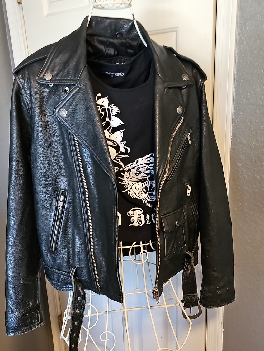 Vintage Harley-Davidson Black Leather Motorcycle Jacket with Silver Hardware